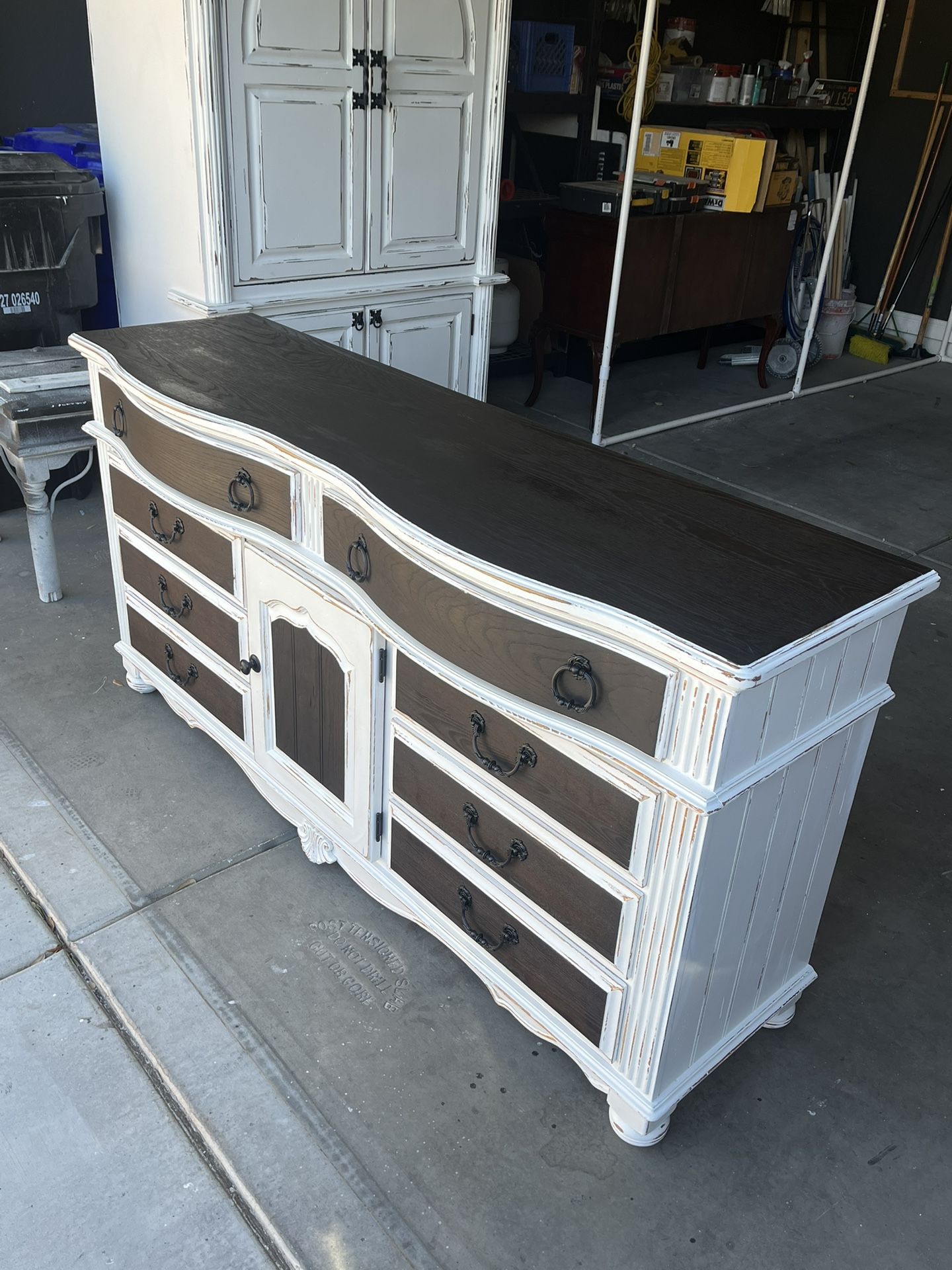 SOLID WHITE OAK FARMHOUSE 11 DRAWER DRESSER, CONSOLE, CREDENZA OR ENTRY TABLE