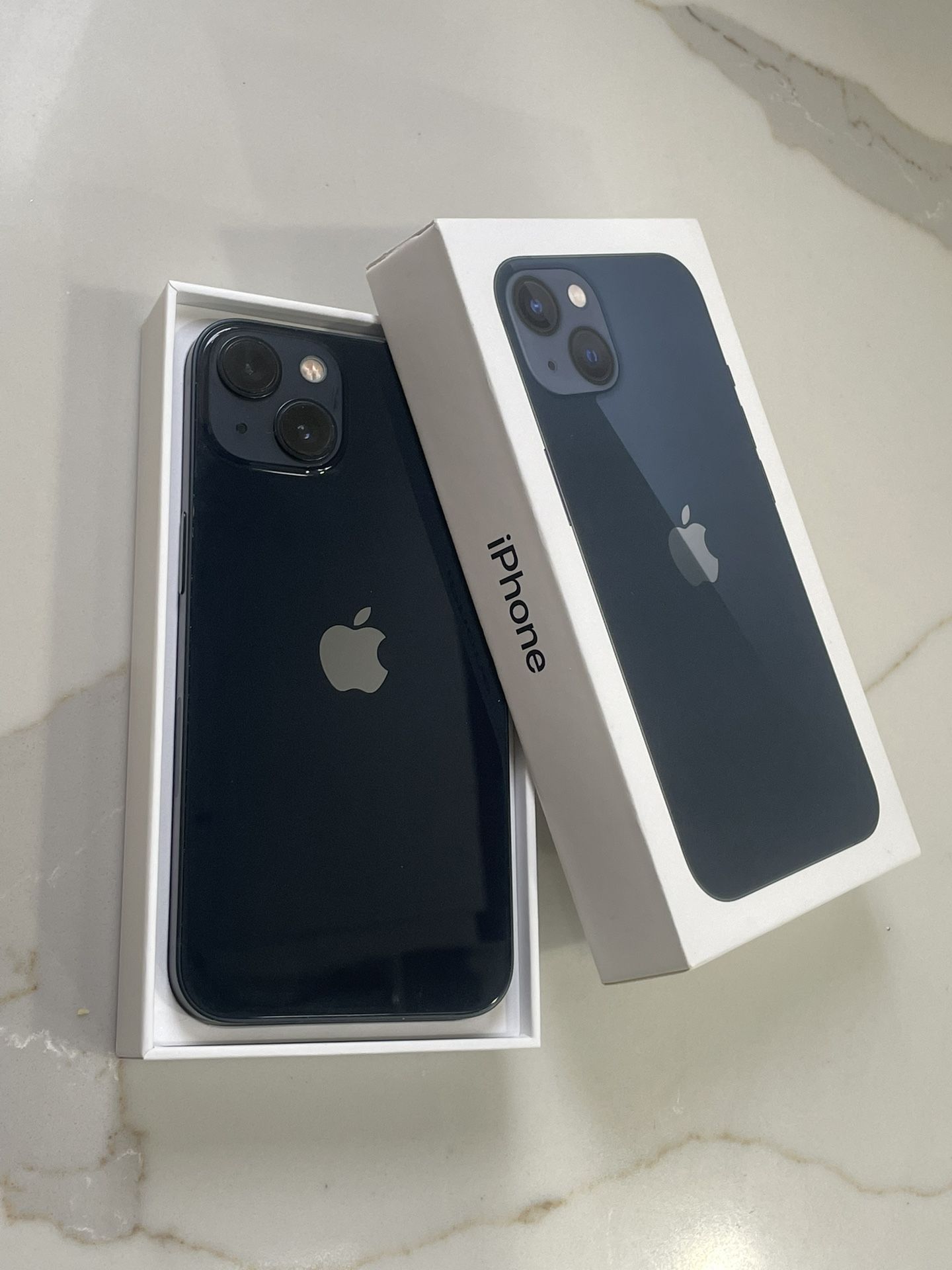 IPhone 13 128GB Unlocked