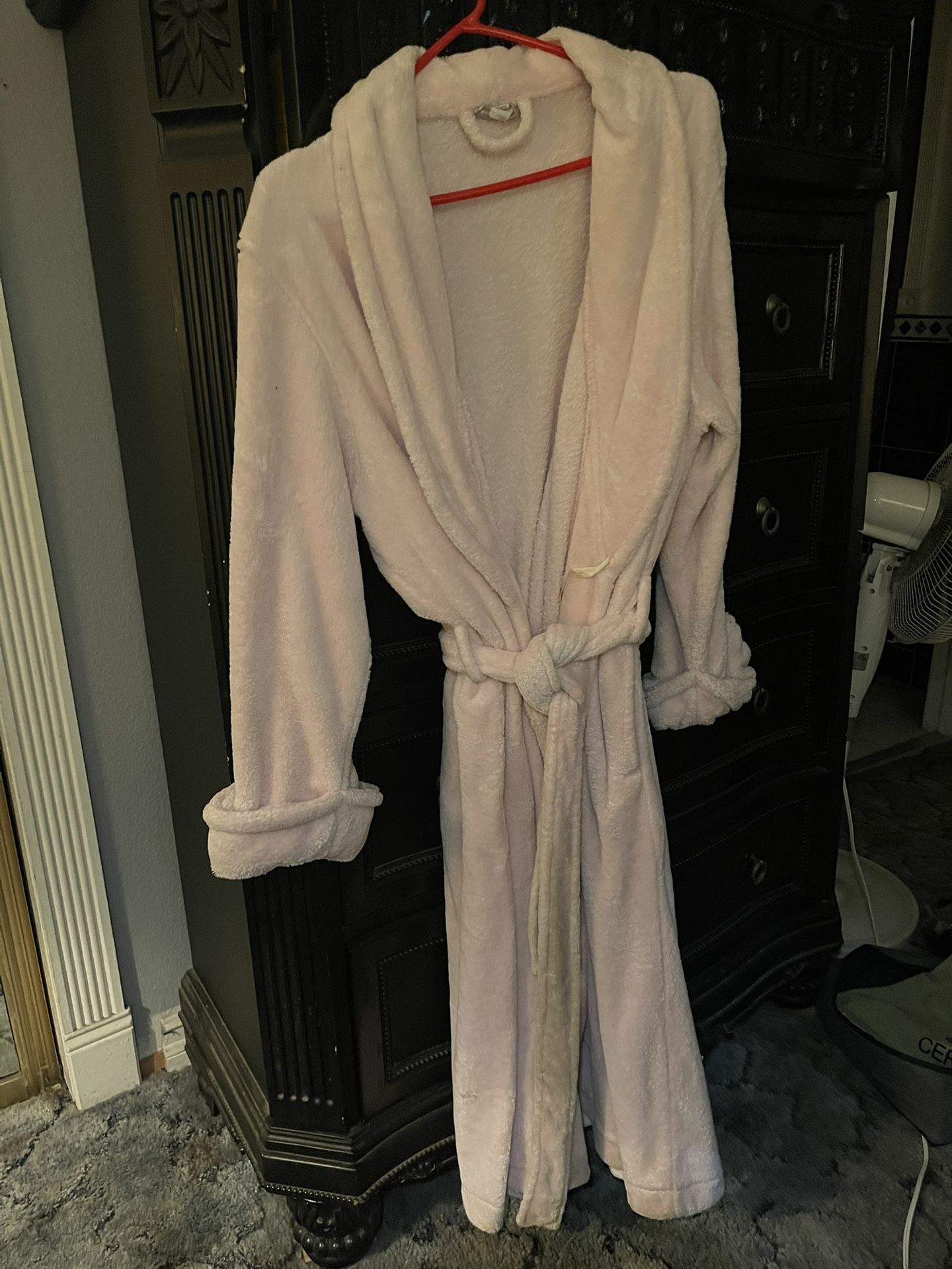 Pink Charter Club Robe Size L