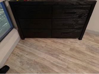 Bedroom set