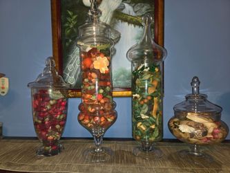 Set of 4 Glass Apothecary Jar