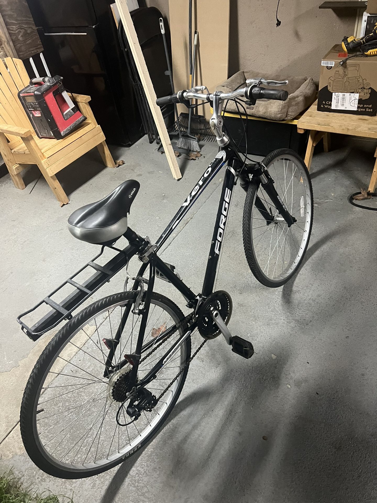 Forge Vero Hybrid Bicycle (Used)