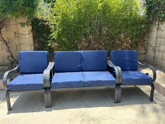 Outdoor Patio Sofa Set w/ Blue Cushions - Clean & Comfortable
