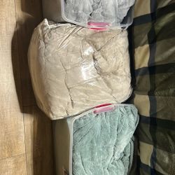 3  King Size Comforters