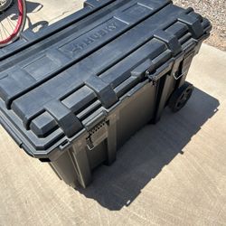 Huskey Tool Chest