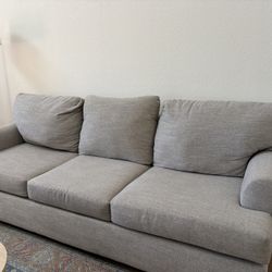 Living Spaces couch & Love seat 