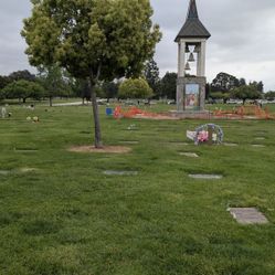 Double Graveyard Plot Oakdale Mortuary & Memorial Park