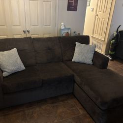*Free Delivery* Sectional Couch