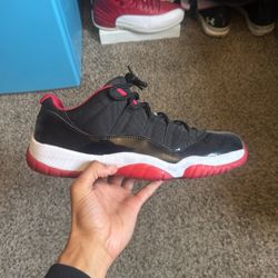 Jordan 11 Bred Low 