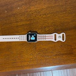 Apple Watch Series 5 Pink