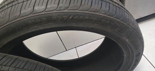 235/40R19 M+S Car Tire Goodyear