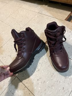 Mountain Gear Boots