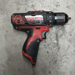 Milwaukee M12 Drill Driver
