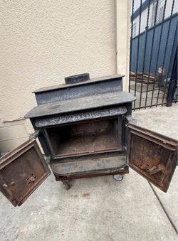 Frontier 1977 Wood Burning Stove