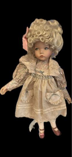 Mary, Mary, Quite Contrary collector doll