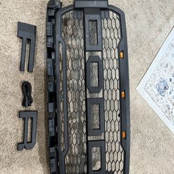 2020 Ford F150 XLT Front Grill