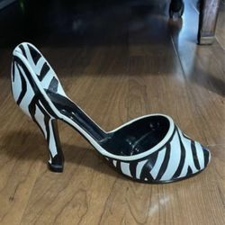 Zebra Print High heel shoe wine Bottle Holder