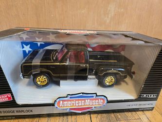 1/18 Diecast Car