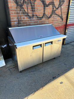 5 ft prep table refrigerator