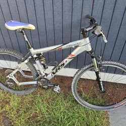 2003 Giant NRS 3 for Sale in Bothell, WA - OfferUp