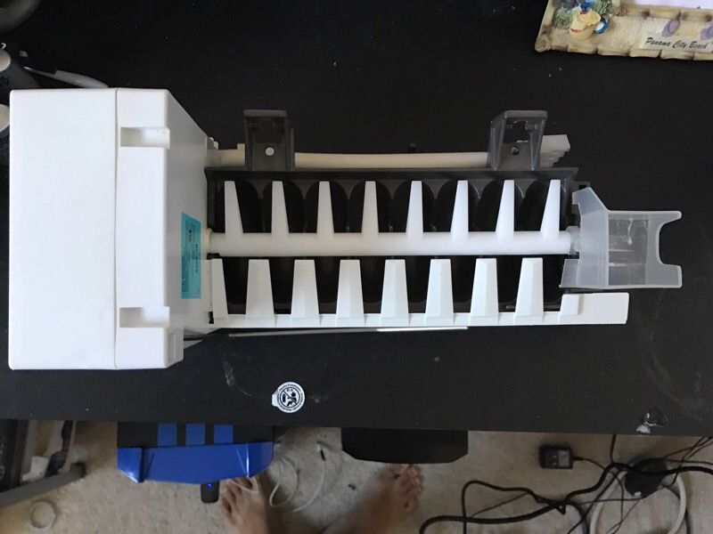 Ice maker