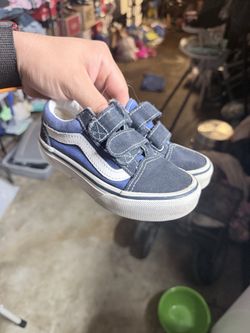 Blue vans size 10.5 kids