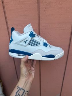 Air Jordan 4 Military Blue 2024 Size 11