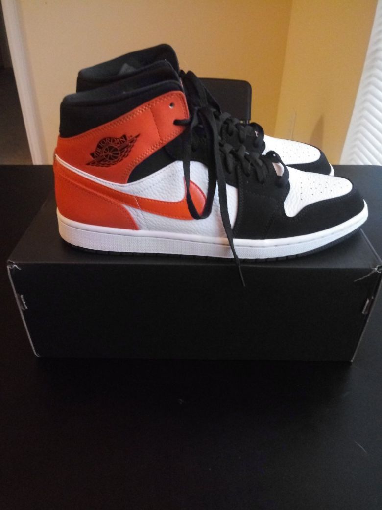 JORDAN 1 