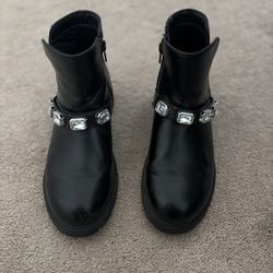Girls Boots