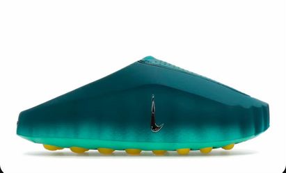 Nike Mind 001 Size 9