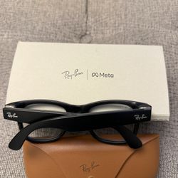 Almost New Rayban Meta 