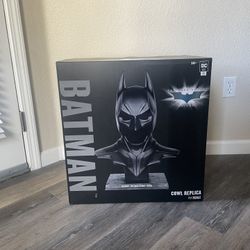 Batman Dark Knight Trilogy 1:1 Scale Cowl Replica (McFarlane)