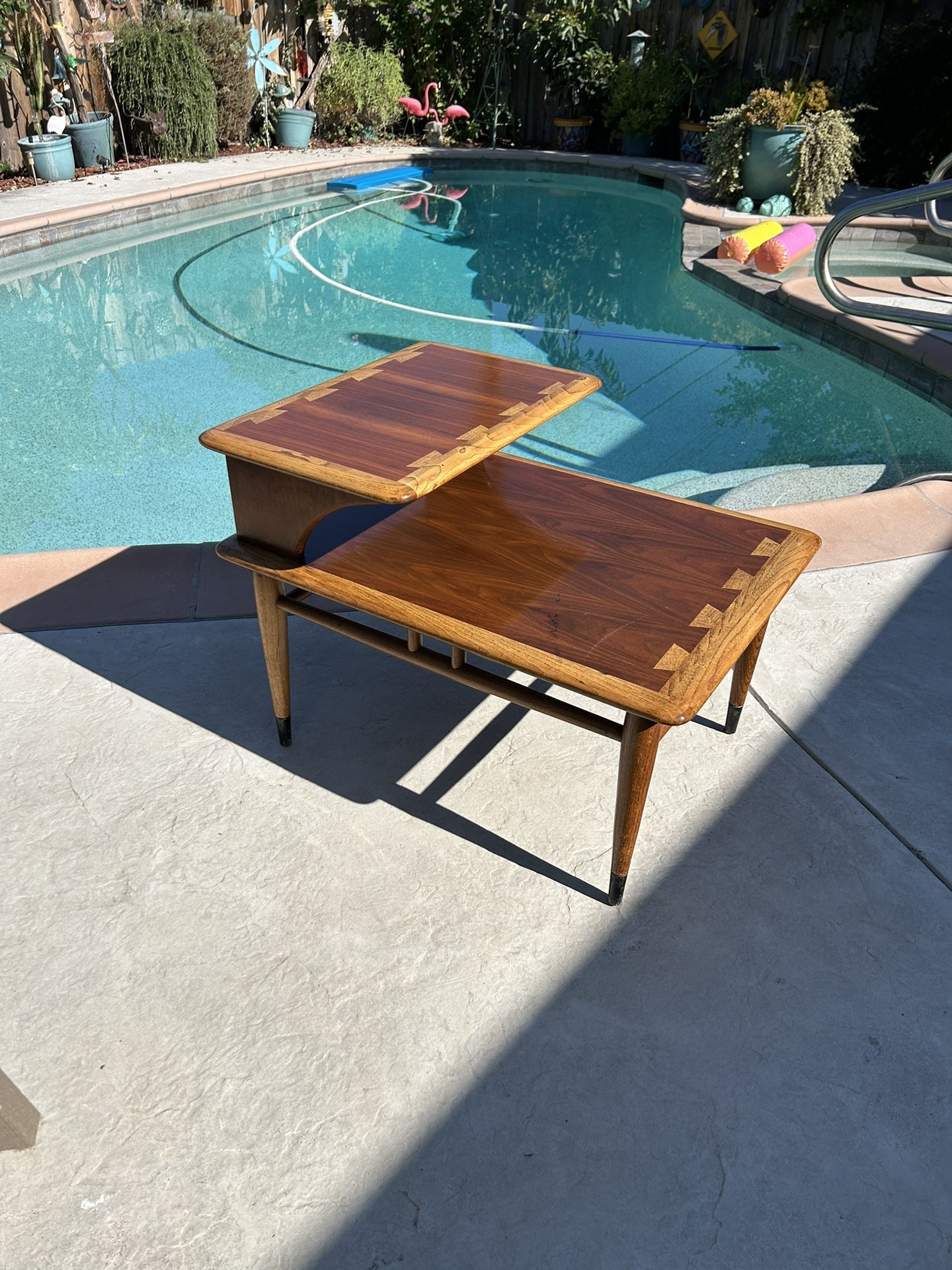 Mcm Lane Alta Vista End Table