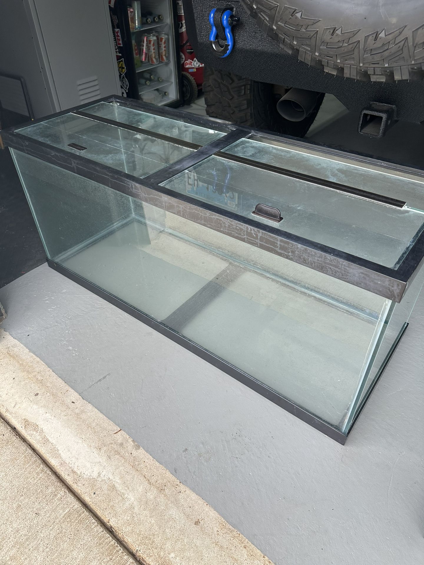 75 Gallon Aquarium With Lids And Filter