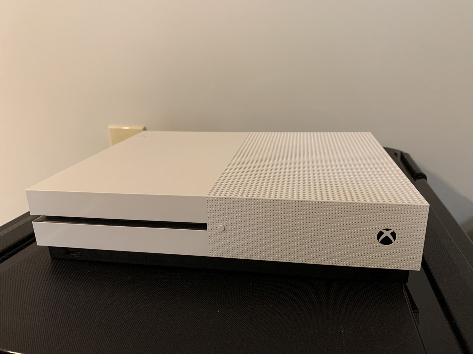 Xbox One S with two controllers, cords and three games