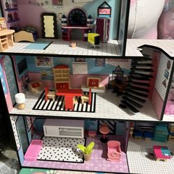 LOL DOLL HOUSE 