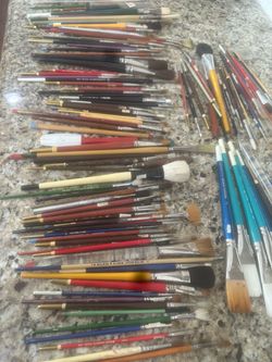 130 vintage paint brushes winsor Newton, Loew Cornell etc