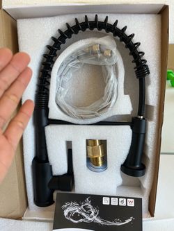 Matte Black Pull-Down Kitchen Faucet “No instructions”