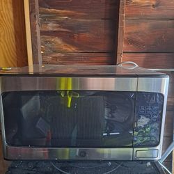 Microwaving In Excellent Condition