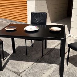 Dining Set $85 🎁🚚🍀🎈table, Chairs, Black Furniture, Glass Table, Glass Furniture, Black Chairs, Kitchen Dining Furniture, Dining Room Furniture. 