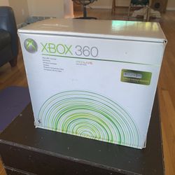 XBOX 360 Plus Harddrive With Original Box And Case Candy (stickers, Cards Etc)