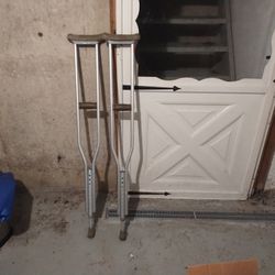 Crutches 