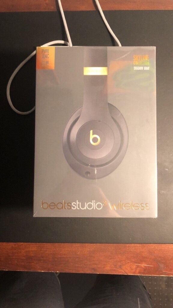 Beats by Dre Studio 3 wireless headphones