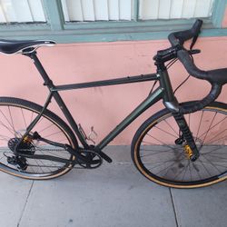 2022 Rondo Ruut Gravel Endurance Bikepacking Road Bike 