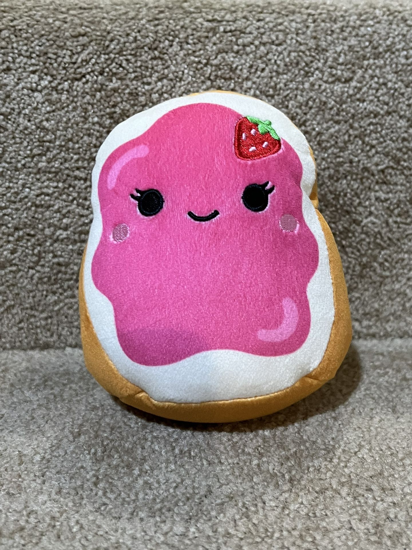 Squishmallows Strawberry Jam Toast Stuffed Squishy Plush 6"