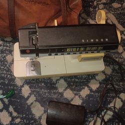 Singer Touchtronic 2000 Sewing Machine