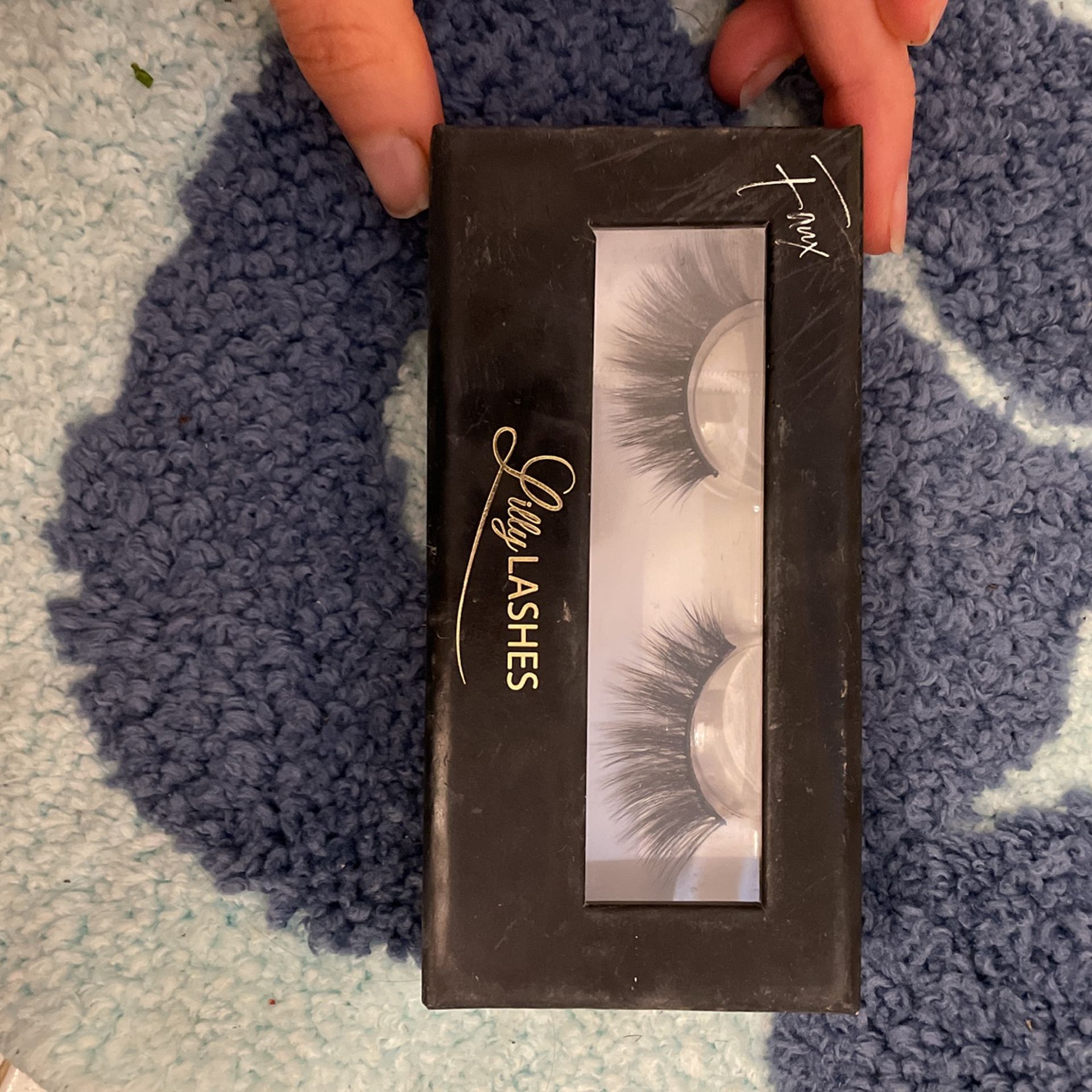 Lilly Lashes Style Chrysan