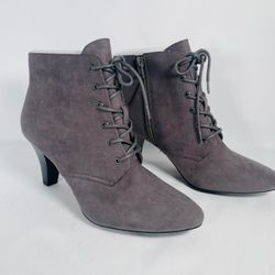East 5th Quintessa Booties 9.5 M Charcoal Suede Lace Up Heel Ankle Boots NIB