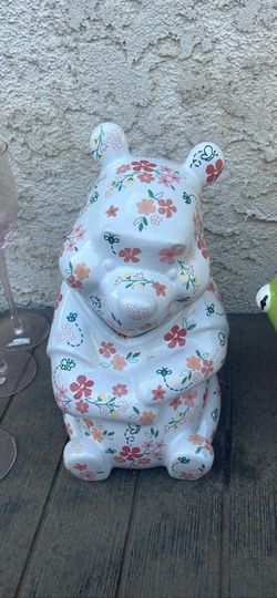 Winnie the Pooh Ceramic Floral Figurine