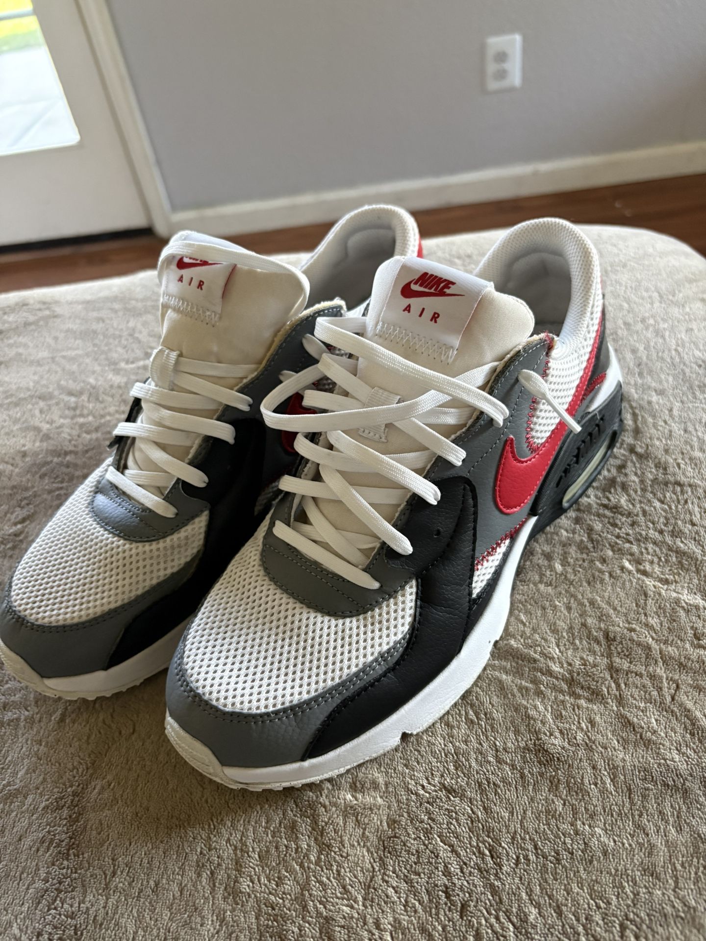 Nike Air Max Excee Sneakers (10)